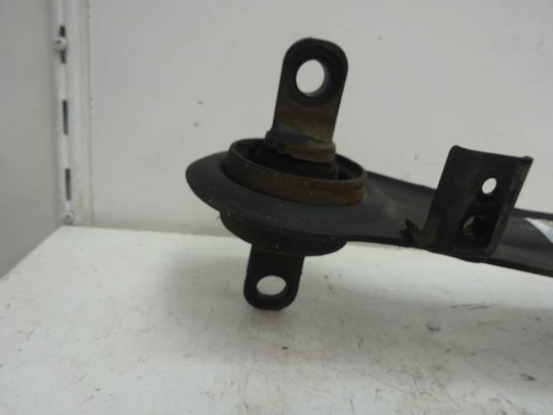 BRAZO SUSPENSION INFERIOR TRASERO DERECHO KIA CARENS 2007 2.0 CRDI (140 CV)