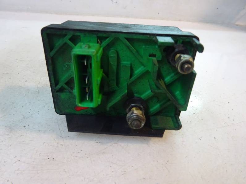 CAJA PRECALENTAMIENTO PEUGEOT 206 BERLINA 2002 1.4 HDI (68 CV)