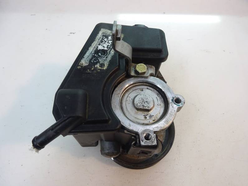 BOMBA DIRECCION CITROEN XSARA BERLINA 2001 1.9 D (69 CV)