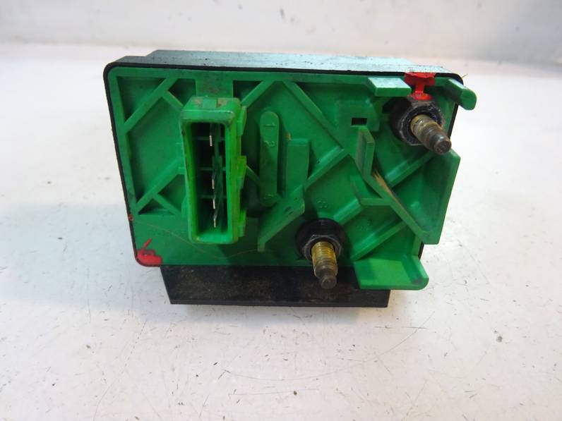 CAJA PRECALENTAMIENTO SUZUKI VITARA SE SV 2003 2.0 HDI (90 CV)