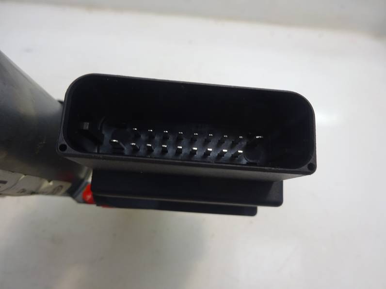 MOTOR ELEVALUNAS TRASERO DERECHO SEAT TOLEDO 2005 1.9 TDI (105 CV)