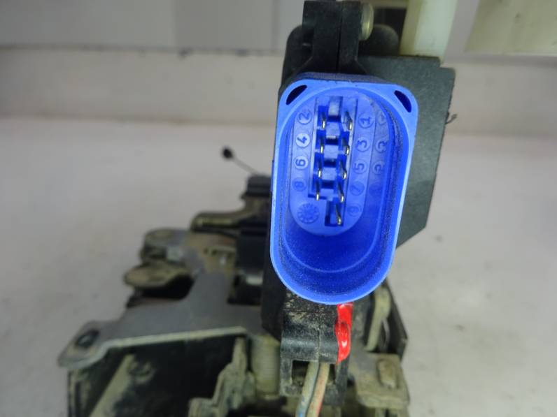 CERRADURA PUERTA DELANTERA DERECHA SEAT TOLEDO 2005 1.9 TDI (105 CV)