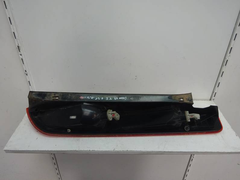 PILOTO TRASERO IZQUIERDO FORD FOCUS BERLINA 2007 1.8 TDCI TURBODIESEL (116 CV)