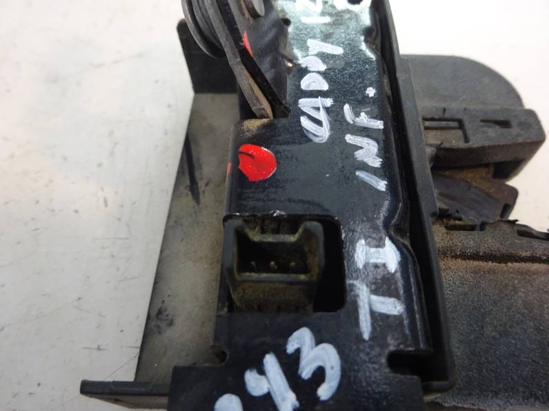 CERRADURA MALETERO PORTON VOLKSWAGEN CADDY KA KB 2012 1.6 TDI (102 CV)