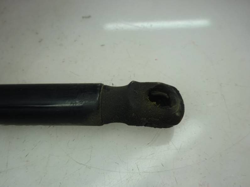 AMORTIGUADOR CAPOT VOLKSWAGEN CADDY KA KB 2012 1.6 TDI (102 CV)