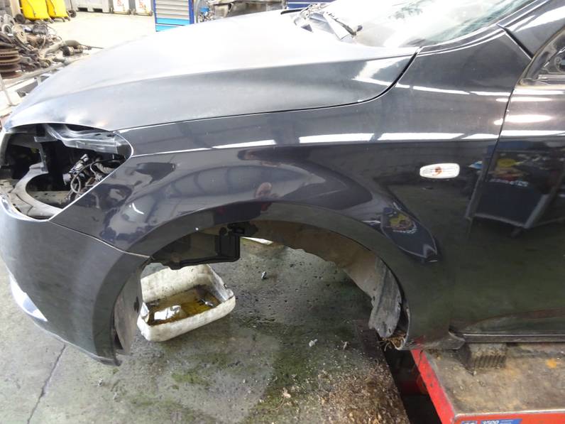 ALETA DELANTERA IZQUIERDA KIA CEE D 2010 1.4 (90 CV)