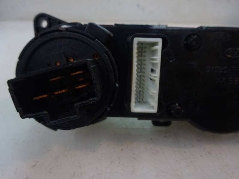 MANDO CALEFACCION AIRE ACONDICIONADO KIA CEE D 2010 1.4 (90 CV)