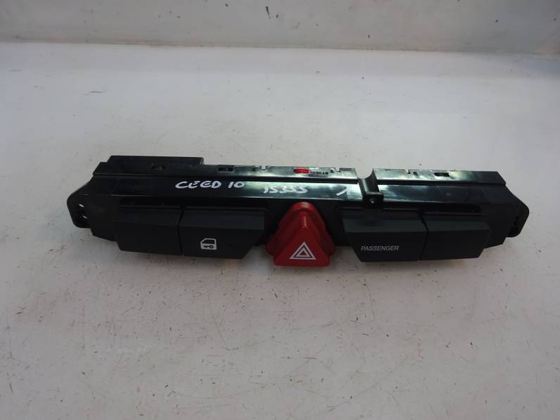 WARNING KIA CEE D 2010 1.4 (90 CV)