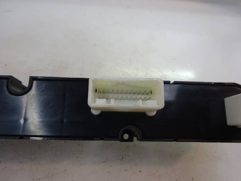 WARNING KIA CEE D 2010 1.4 (90 CV)