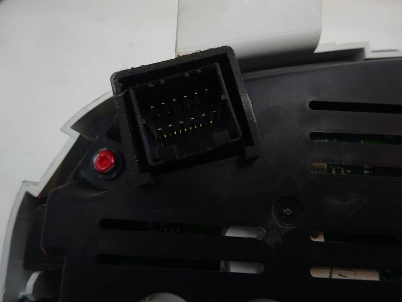 CUADRO INSTRUMENTOS KIA CEE D 2010 1.4 (90 CV)