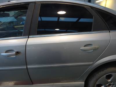 PUERTA TRASERA IZQUIERDA OPEL VECTRA C BERLINA 2004 1.9 8V CDTI (101 CV)