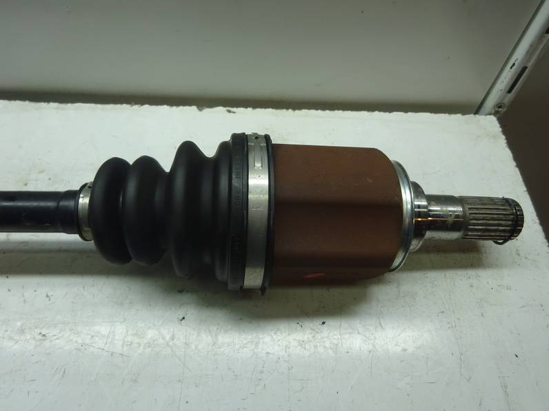 TRANSMISION DELANTERA IZQUIERDA KIA CEE D 2010 1.4 (90 CV)