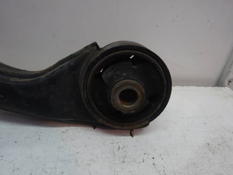 BRAZO SUSPENSION INFERIOR DELANTERO DERECHO KIA CEE D 2010 1.4 (90 CV)