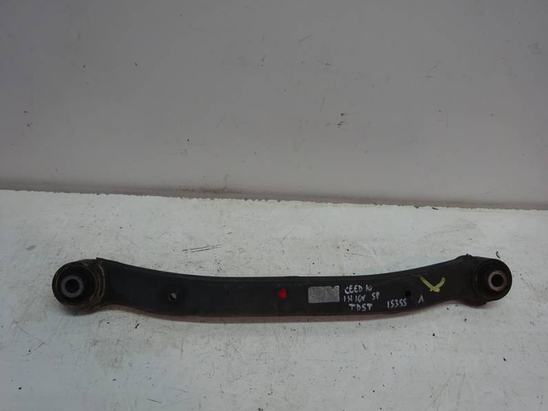 BRAZO SUSPENSION SUPERIOR TRASERO DERECHO KIA CEE D 2010 1.4 (90 CV)