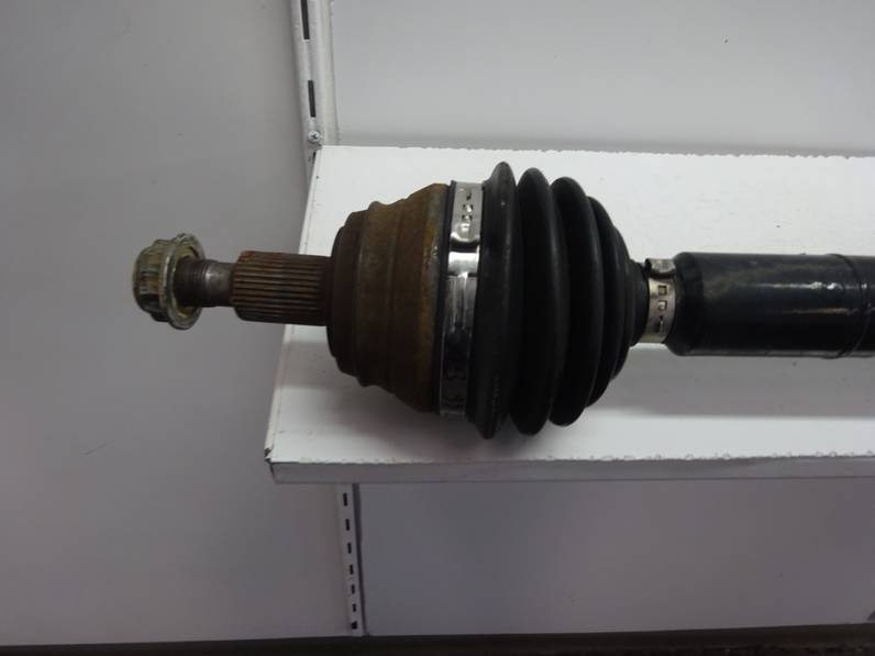 TRANSMISION DELANTERA DERECHA AUDI A3 1999 1.9 TDI (110 CV)