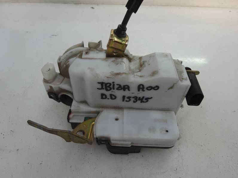 CERRADURA PUERTA DELANTERA DERECHA SEAT IBIZA 2000 1.4 (60 CV)