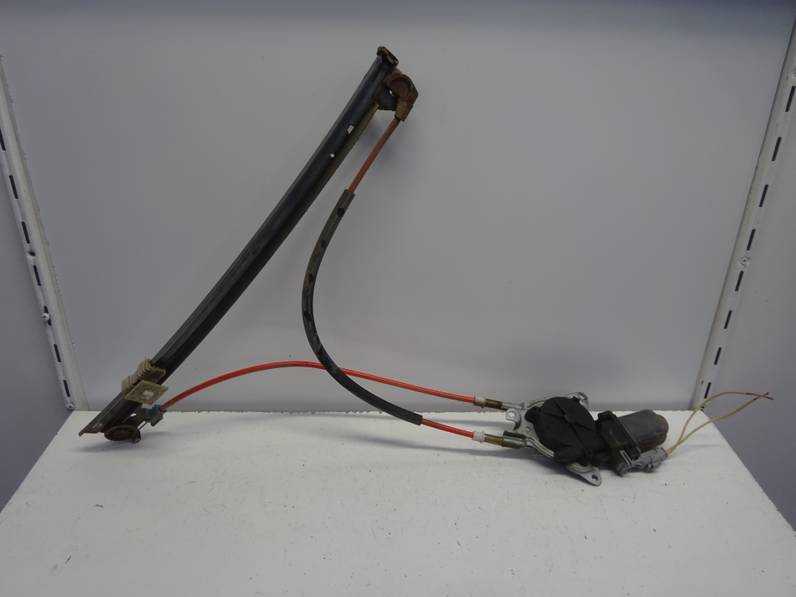 ELEVALUNAS DELANTERO IZQUIERDO PEUGEOT 106 2001 1.1 (60 CV)