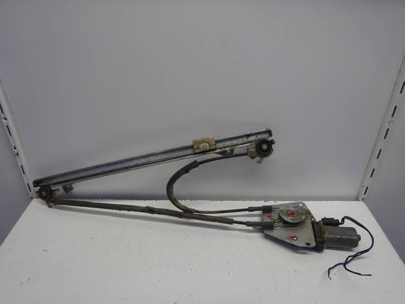 ELEVALUNAS DELANTERO IZQUIERDO CITROEN SAXO 2001 1.5 D (57 CV)