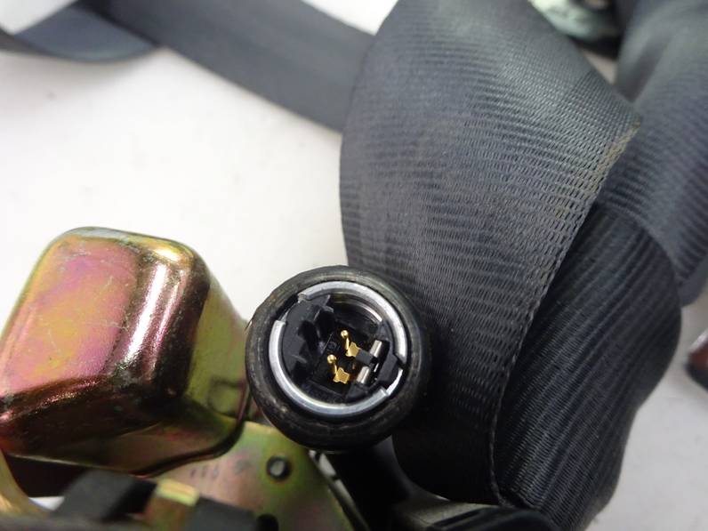 CINTURON SEGURIDAD TRASERO IZQUIERDO RENAULT MEGANE II COUPE CABRIO 2006 1.9 DCI D (131 CV)