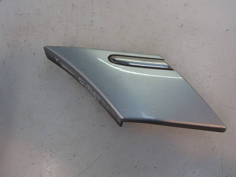 MOLDURAS TRASERAS MERCEDES CLASE C BERLINA 2000 2.7 CDI 20V (170 CV)