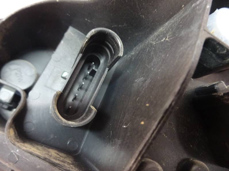 PILOTO TRASERO IZQUIERDO FORD KA 2016 1.2 8V (69 CV)