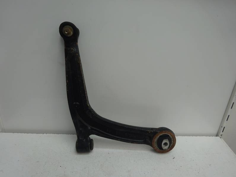 BRAZO SUSPENSION INFERIOR DELANTERO DERECHO FORD KA 2016 1.2 8V (69 CV)