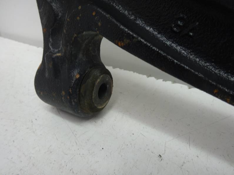 BRAZO SUSPENSION INFERIOR DELANTERO DERECHO FORD KA 2016 1.2 8V (69 CV)