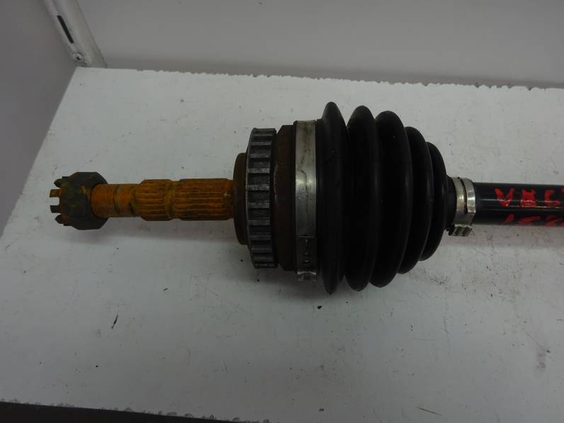 TRANSMISION DELANTERA IZQUIERDA OPEL VECTRA B BERLINA 1996 1.6 16V (101 CV)