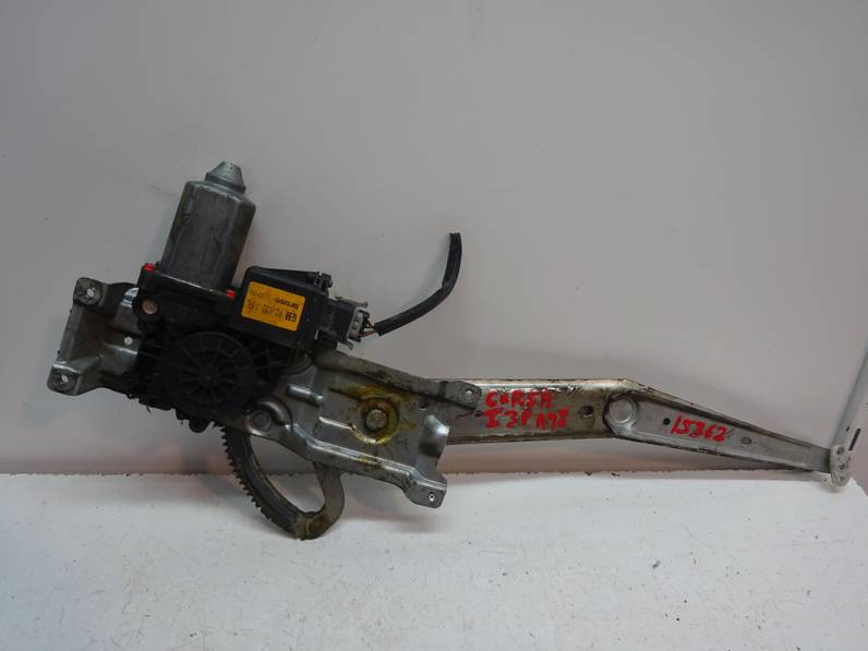 ELEVALUNAS DELANTERO IZQUIERDO OPEL CORSA B 1998 1.7 D (60 CV)