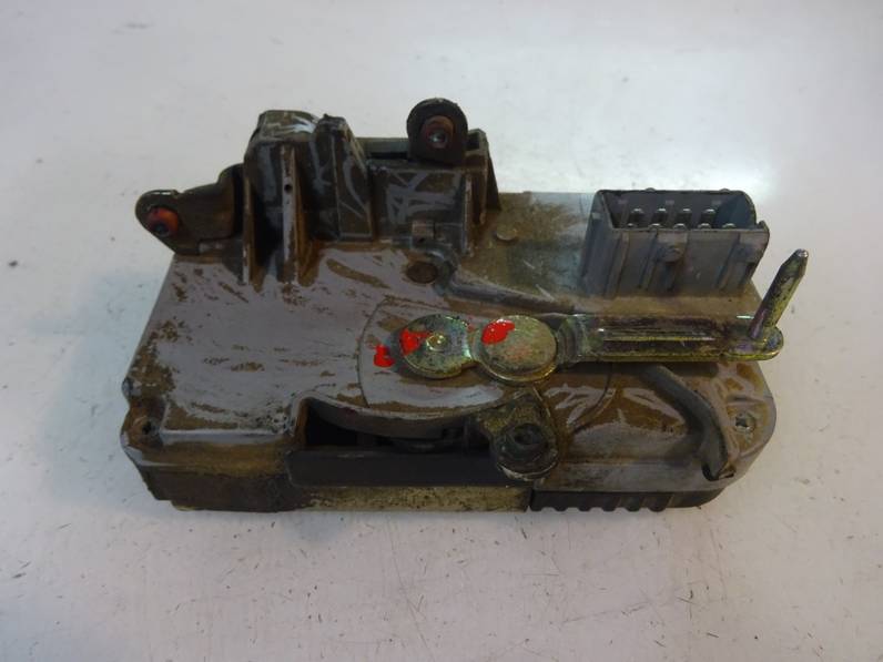 CERRADURA PUERTA DELANTERA IZQUIERDA PEUGEOT 806 1996 1.9 TURBODIESEL (92 CV)