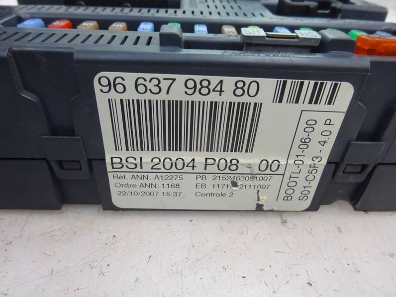 CAJA RELES FUSIBLES CITROEN C4 BERLINA 2008 1.6 16V HDI (90 CV)