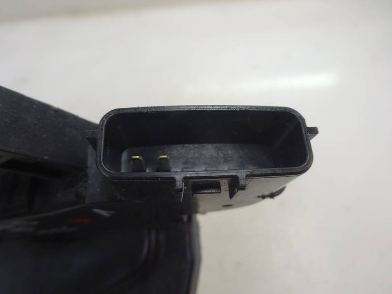 CERRADURA PUERTA TRASERA DERECHA NISSAN MICRA 2012 1.2 (98 CV)