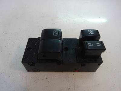 MANDO ELEVALUNAS DELANTERO IZQUIERDO NISSAN MICRA 2012 1.2 (98 CV)