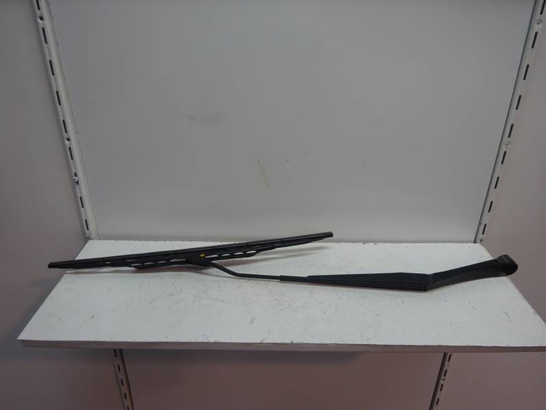 BRAZO LIMPIA DELANTERO IZQUIERDO NISSAN MICRA 2012 1.2 (98 CV)
