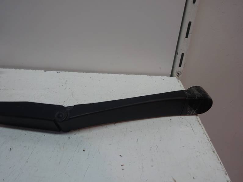 BRAZO LIMPIA DELANTERO IZQUIERDO NISSAN MICRA 2012 1.2 (98 CV)