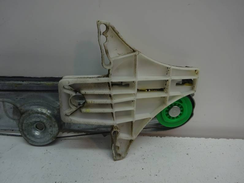 ELEVALUNAS TRASERO IZQUIERDO OPEL VECTRA C CARAVAN 2006 1.9 CDTI (120 CV)