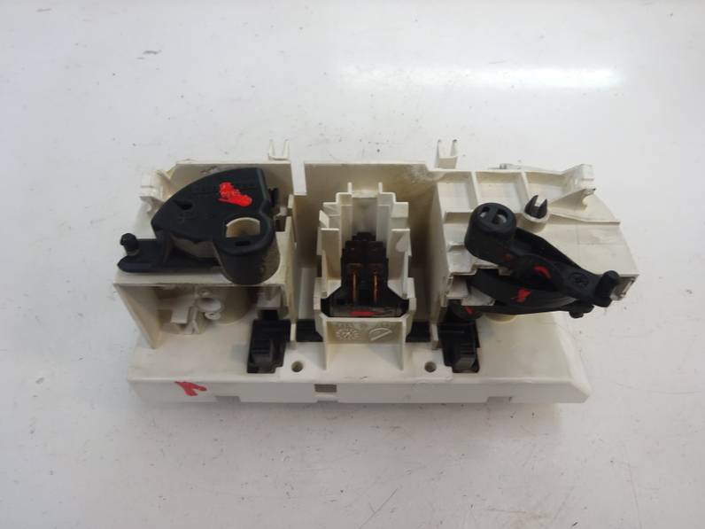 MANDO CALEFACCION AIRE ACONDICIONADO OPEL CORSA B 1999 1.2 16V (65 CV)