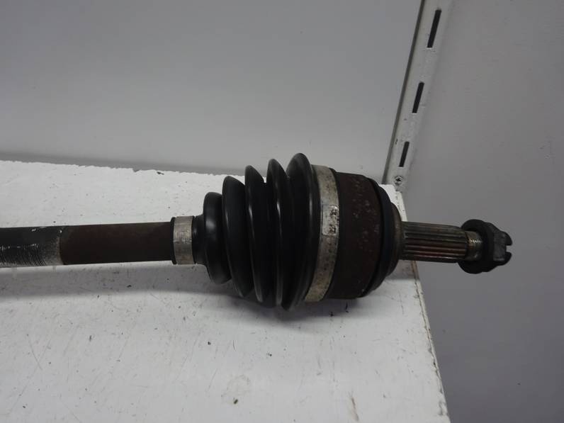 TRANSMISION DELANTERA IZQUIERDA DACIA SANDERO 2009 1.5 DCI D (68 CV)