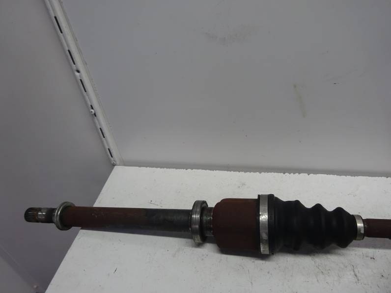 TRANSMISION DELANTERA IZQUIERDA DACIA SANDERO 2009 1.5 DCI D (68 CV)