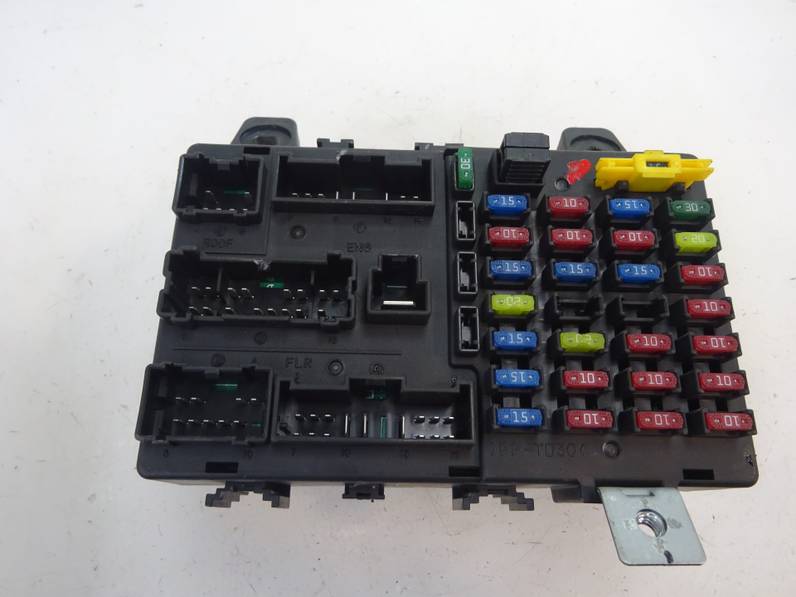 CAJA RELES FUSIBLES HYUNDAI GETZ 2007 1.5 CRDI (88 CV)