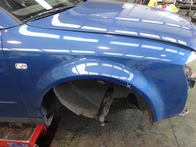 ALETA DELANTERA DERECHA AUDI A4 BERLINA 2000 1.9 TDI (131 CV)