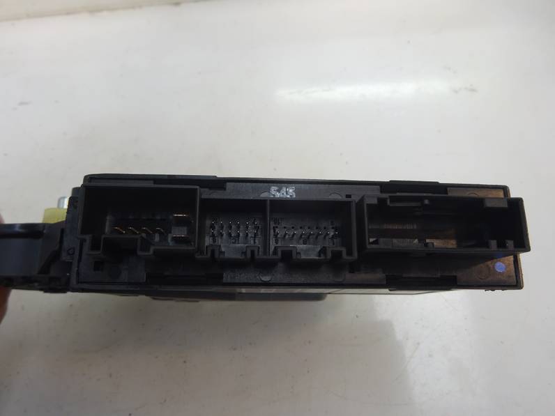 MOTOR ELEVALUNAS TRASERO IZQUIERDO AUDI A4 BERLINA 2003 1.9 TDI (131 CV)