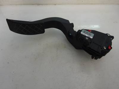 POTENCIOMETRO PEDAL AUDI A4 BERLINA 2000 1.9 TDI (131 CV)