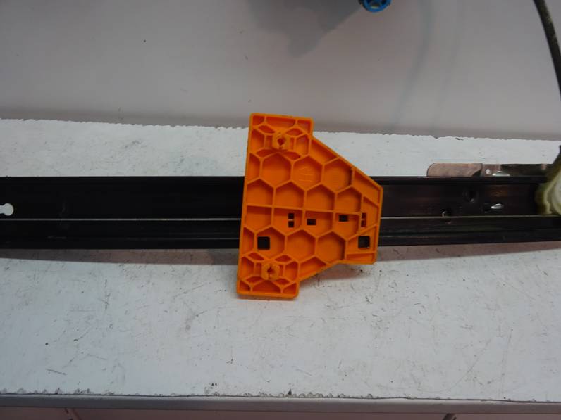 ELEVALUNAS TRASERO DERECHO AUDI A4 BERLINA 2003 1.9 TDI (131 CV)