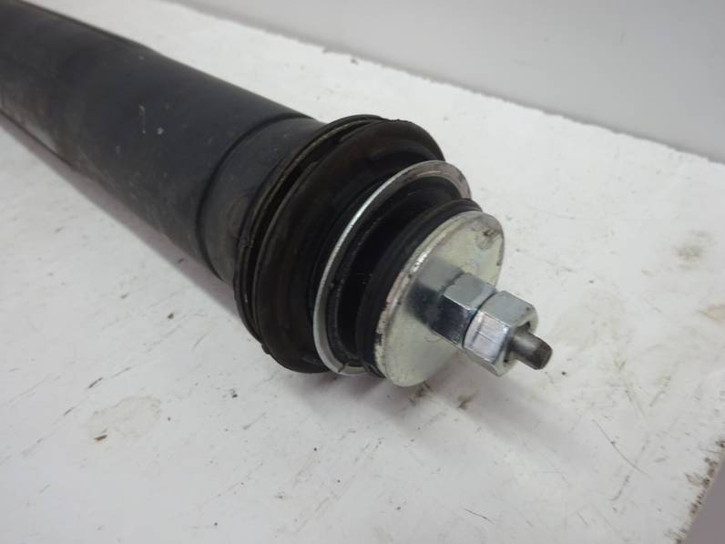 AMORTIGUADOR TRASERO DERECHO TOYOTA AYGO 2011 1.0 (68 CV)