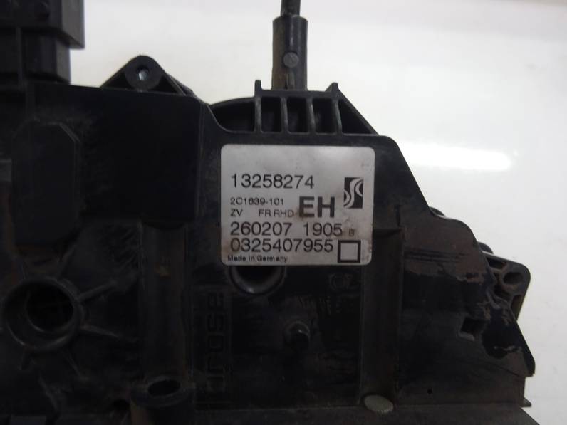 CERRADURA PUERTA DELANTERA DERECHA OPEL CORSA D 2007 1.3 16V CDTI (90 CV)