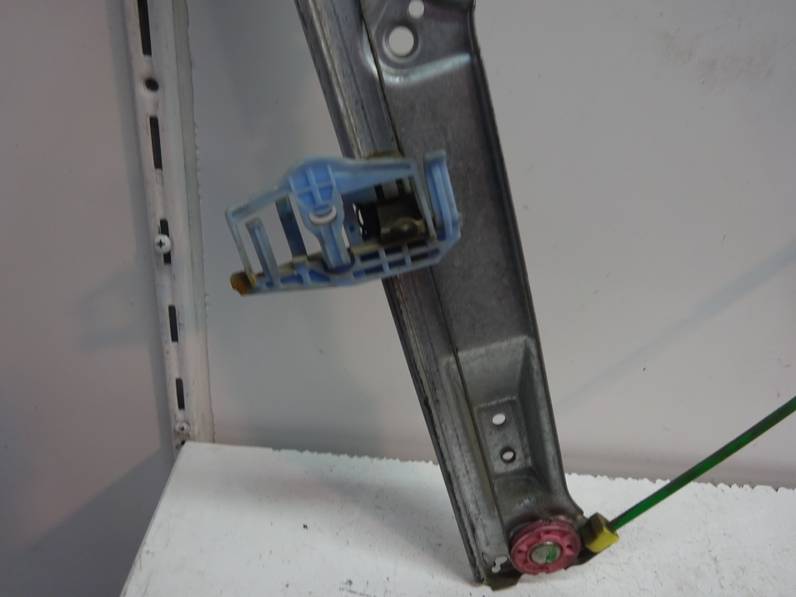 ELEVALUNAS DELANTERO DERECHO OPEL CORSA D 2007 1.3 16V CDTI (90 CV)