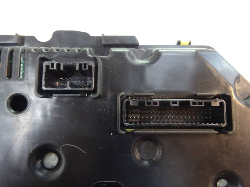 CUADRO INSTRUMENTOS TOYOTA YARIS 2016 1.0 (69 CV)