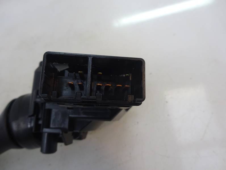 MANDO LIMPIA TOYOTA YARIS 2016 1.0 (69 CV)