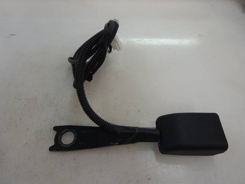 CINTURON SEGURIDAD DELANTERO DERECHO TOYOTA YARIS 2016 1.0 (69 CV)